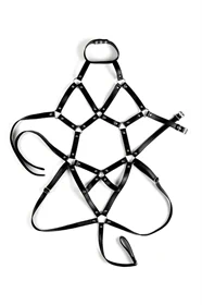 Harness BDSM לנשים – רתמת גוף מעור טבעוני מתכווננת מבית Love Hit by Virgite